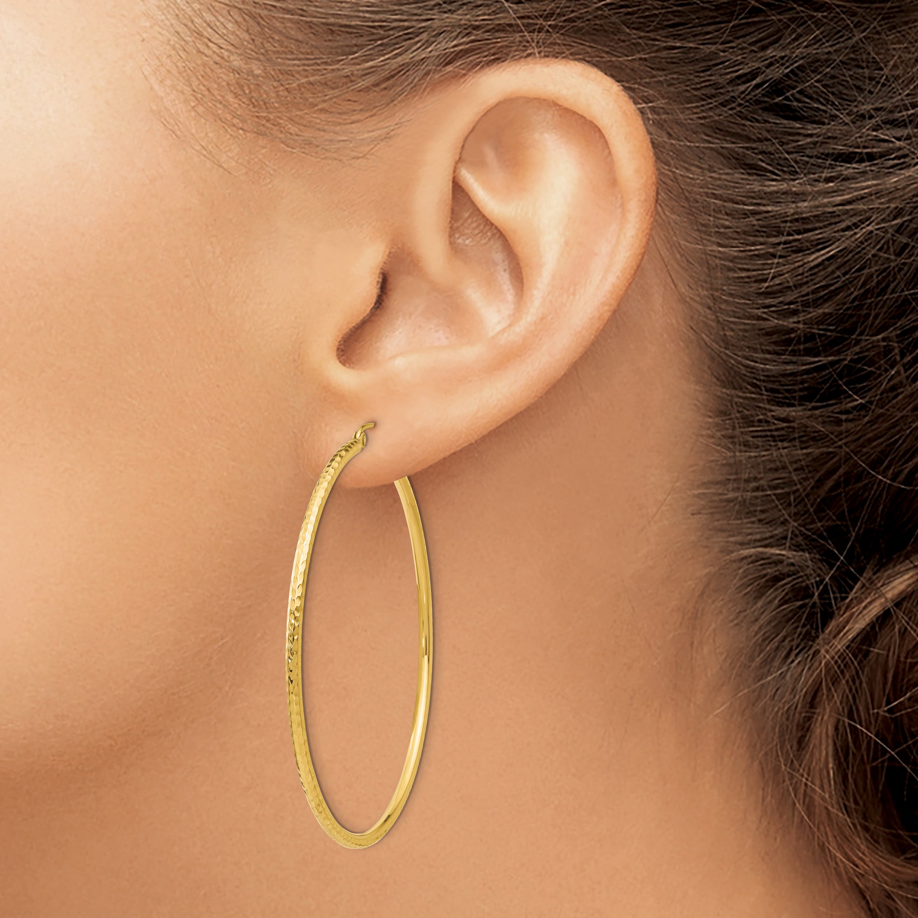 10K Yellow Gold Diamond-Cut 2mm Round Tube Hoop Earrings