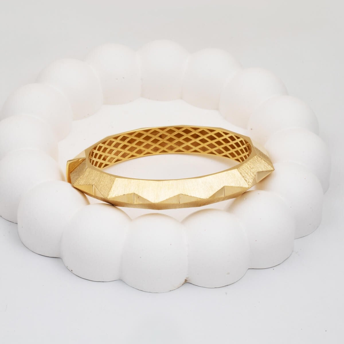 14K Yellow Gold Swallow Hinged Cuff Bangle