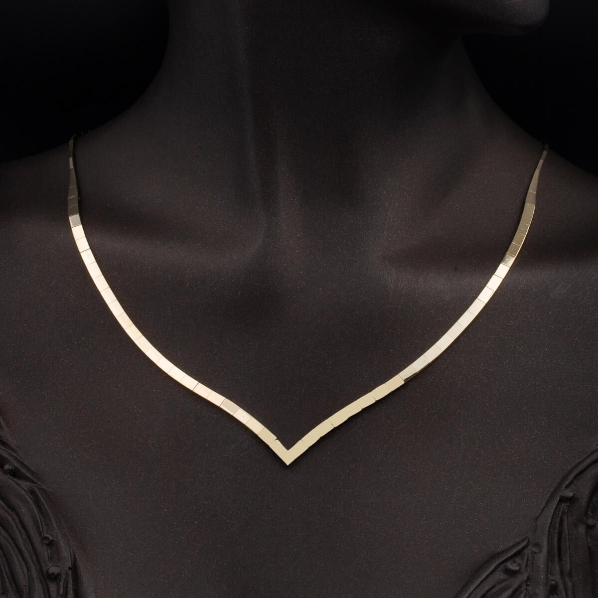 14K Yellow Gold Chevron Jewelry Set