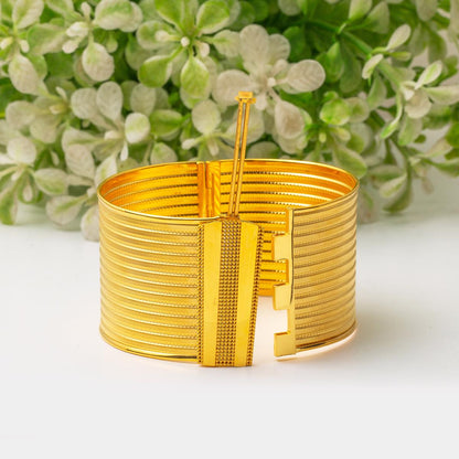 14K Yellow Gold 13 Row Mesh Hinged Cuff Bangle (41 g)