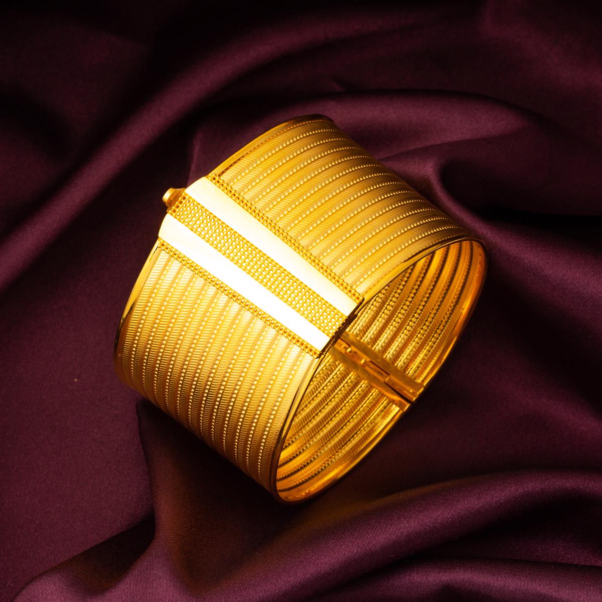 14K Yellow Gold 13 Row Mesh Hinged Cuff Bangle (41 g)