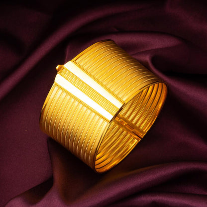 14K Yellow Gold 13 Row Mesh Hinged Cuff Bangle (41 g)