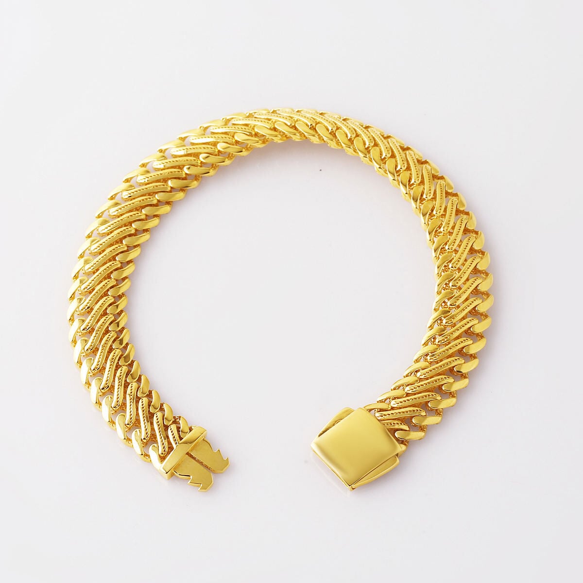 14K Yellow Gold Vienna Curb Bracelet