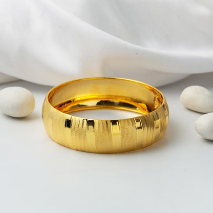 14K Yellow Gold 2 cm Wide Hand Engraved Bangle