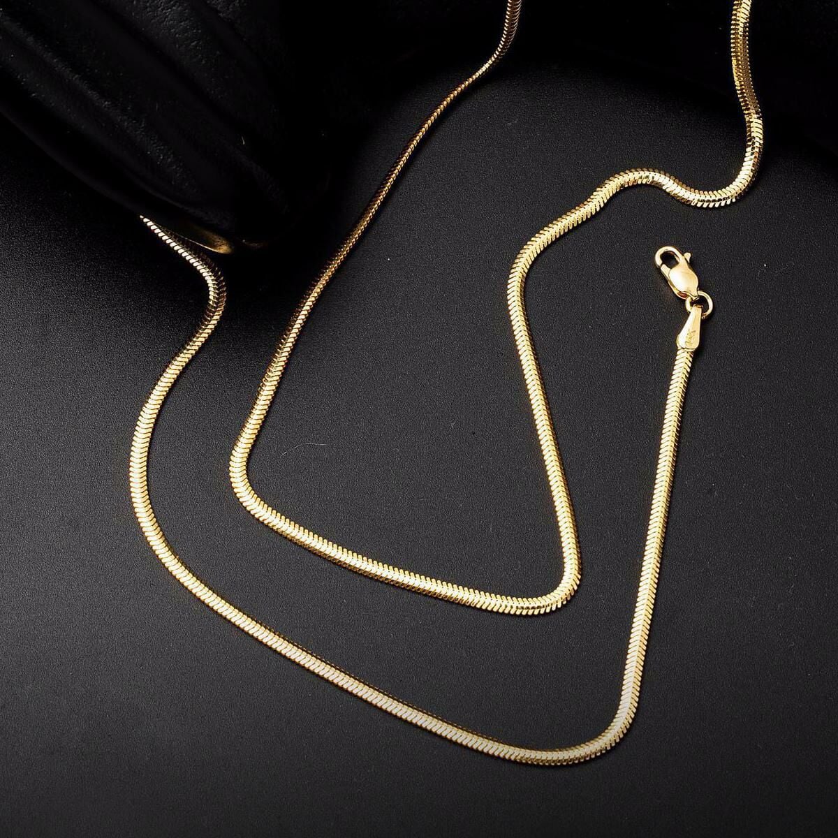 14K Yellow Gold 2mm Herringbone Chain Necklace 65cm
