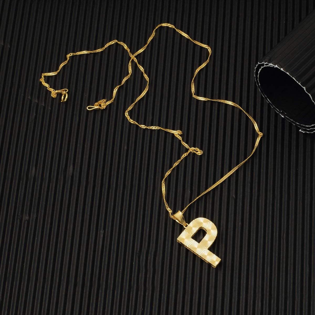 14K Yellow Gold 3 Dimensional Engraved P Initial Necklace