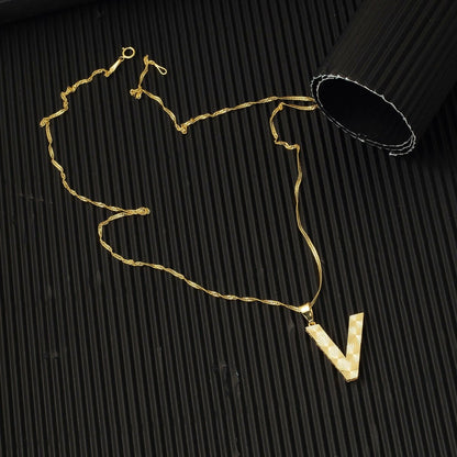 14K Yellow Gold 3 Dimensional Engraved V Initial Necklace