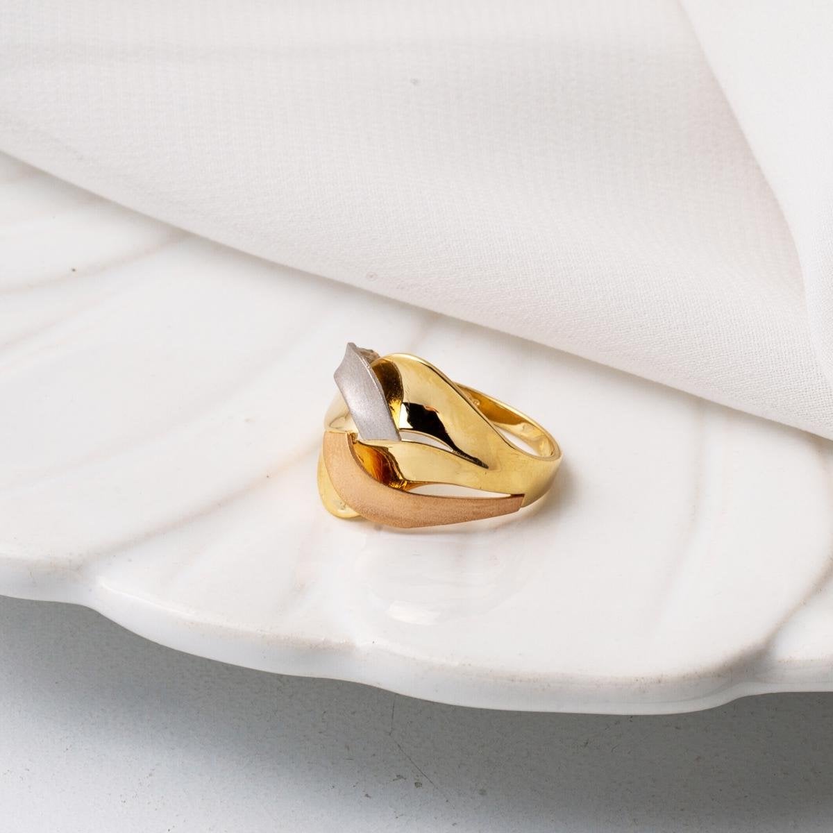 14K Yellow Gold 3 Colored Ring (3.21 g)