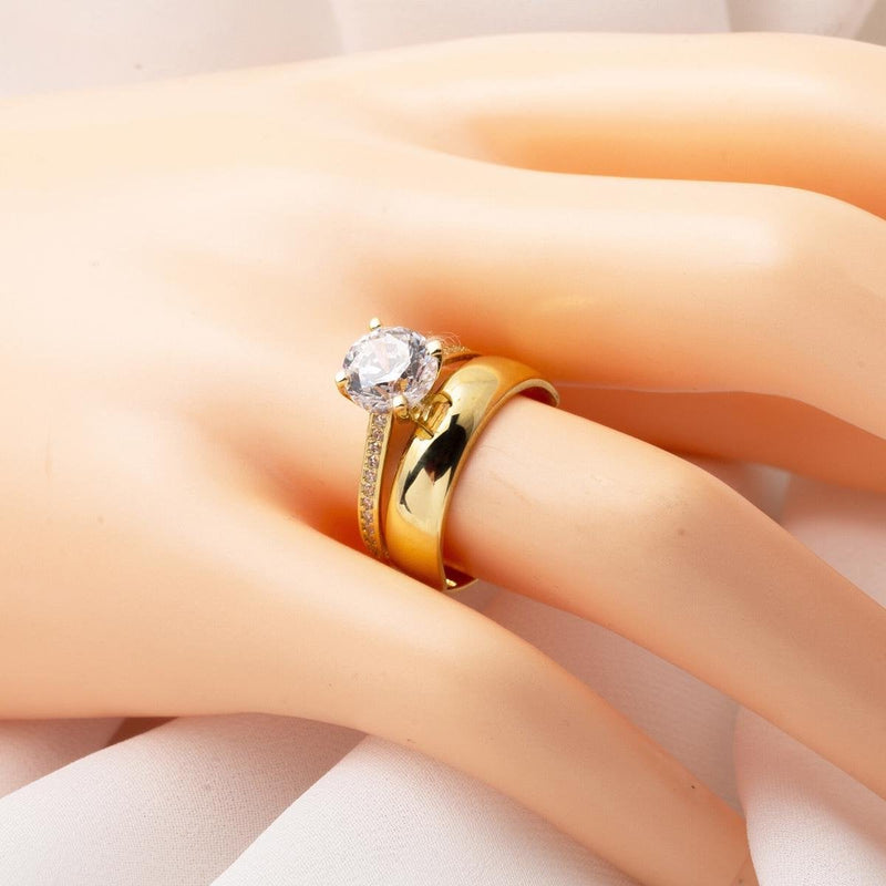 14K Yellow Gold Wedding Band Solitaire Cubic Zirconia Ring (3.8 g)