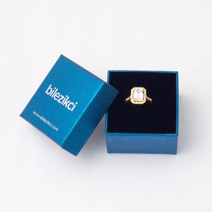 14K Yellow Gold Baguette Cubic Zirconia Ring (2.67 g)