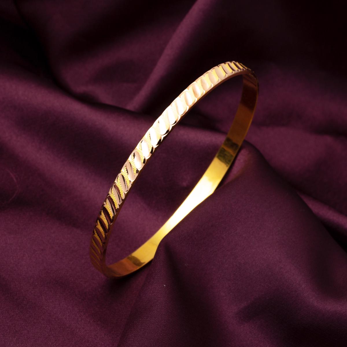 14K Yellow Gold Twisted Patterned Gift Bangle