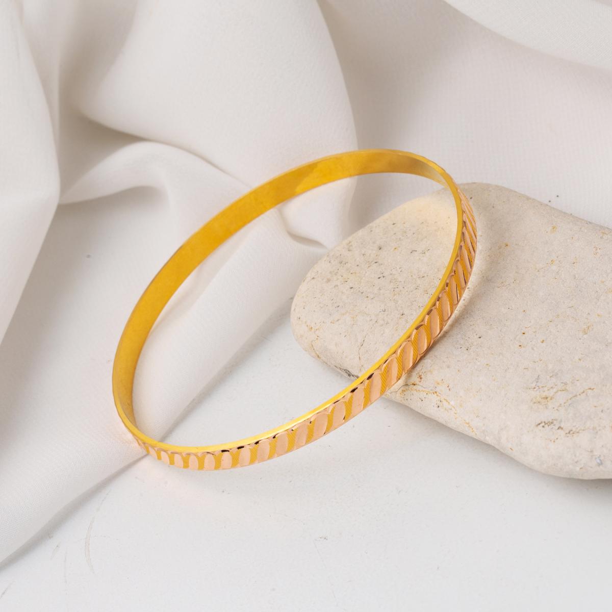 14K Yellow Gold Twisted Patterned Gift Bangle
