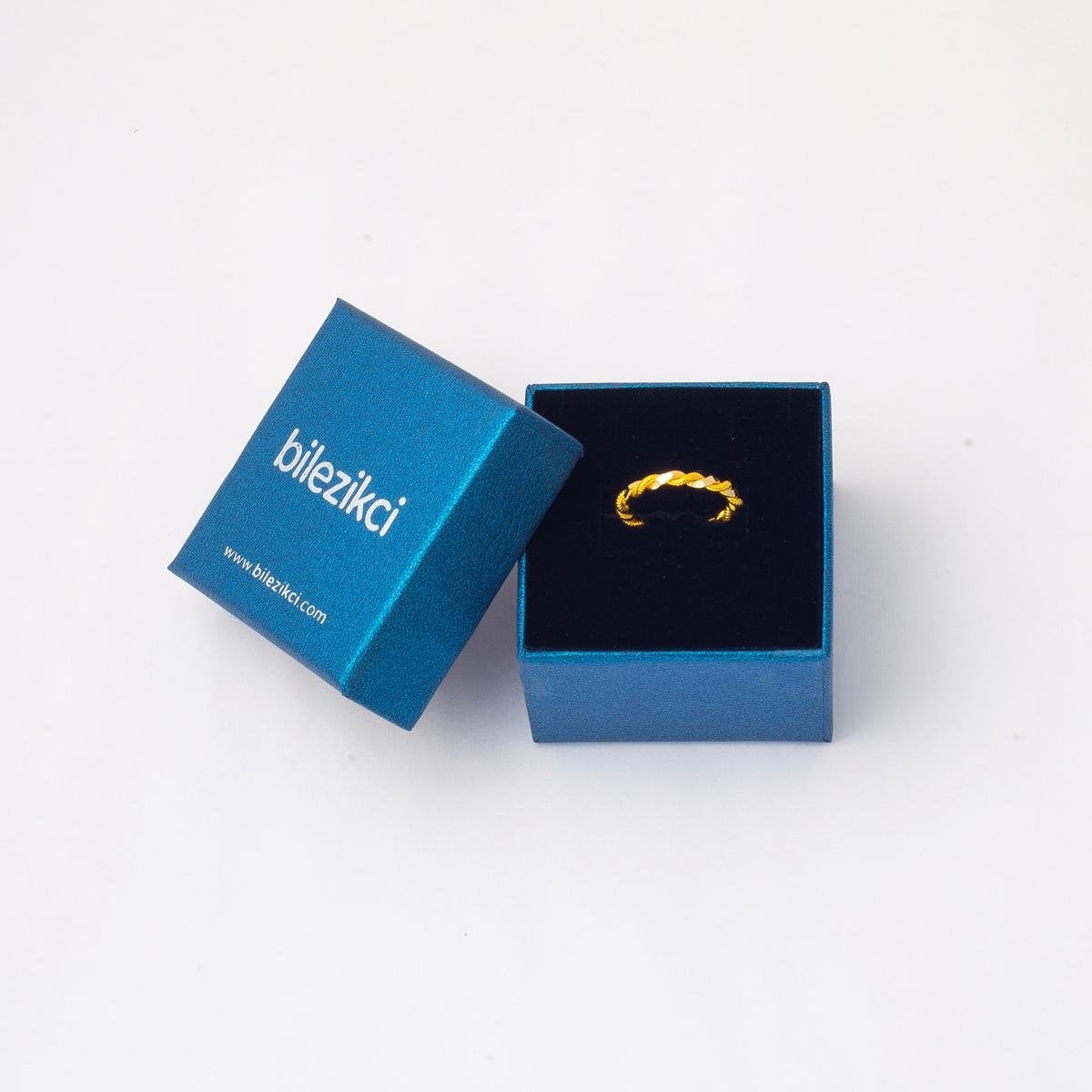 14K Yellow Gold Twisted Ring