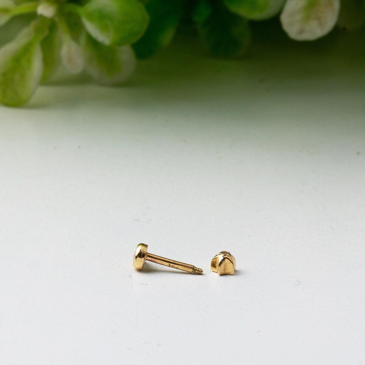 14K Yellow Gold Eye Solitaire Cubic Zirconia Tragus Earrings