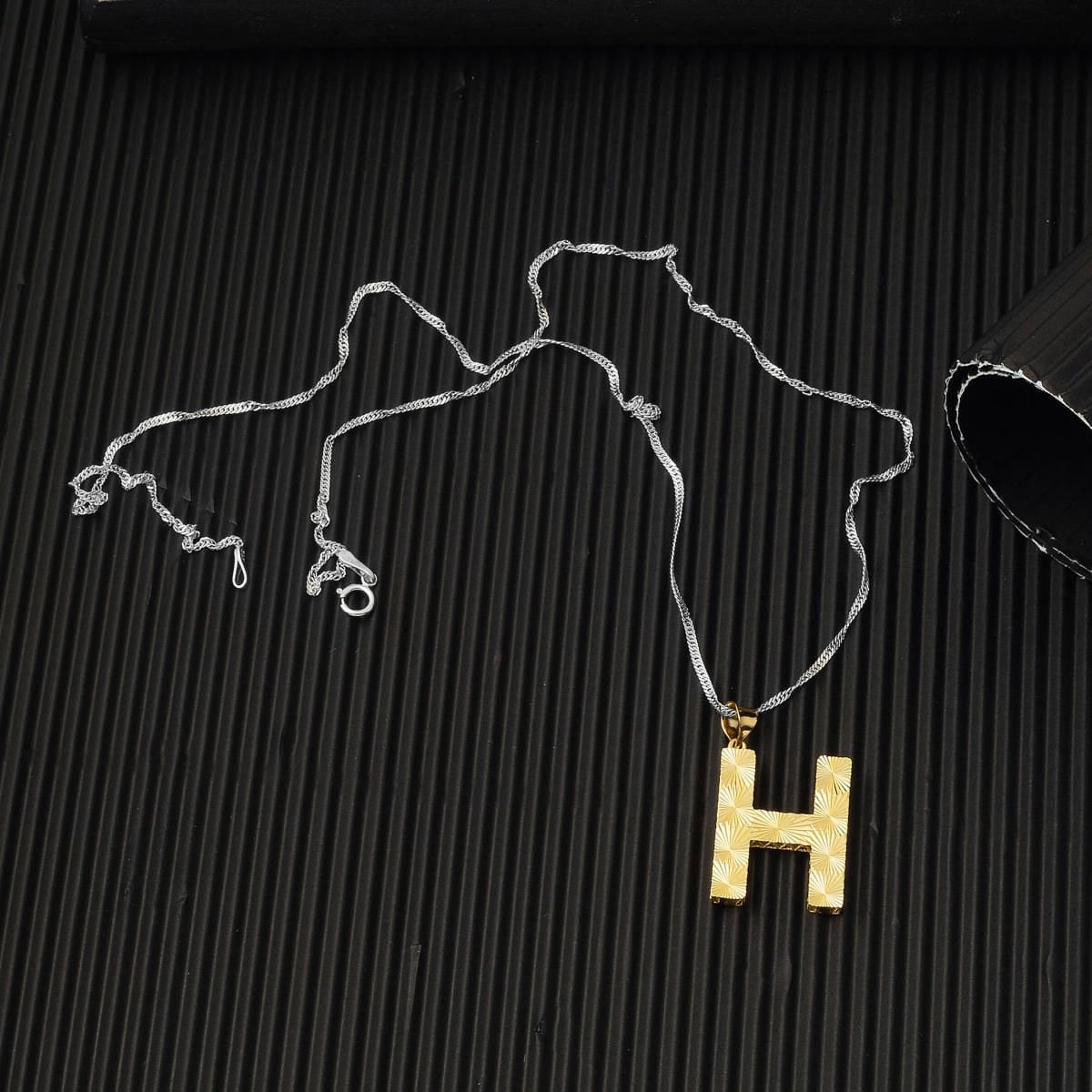 14K Yellow Gold Engraved Initial H Pendant