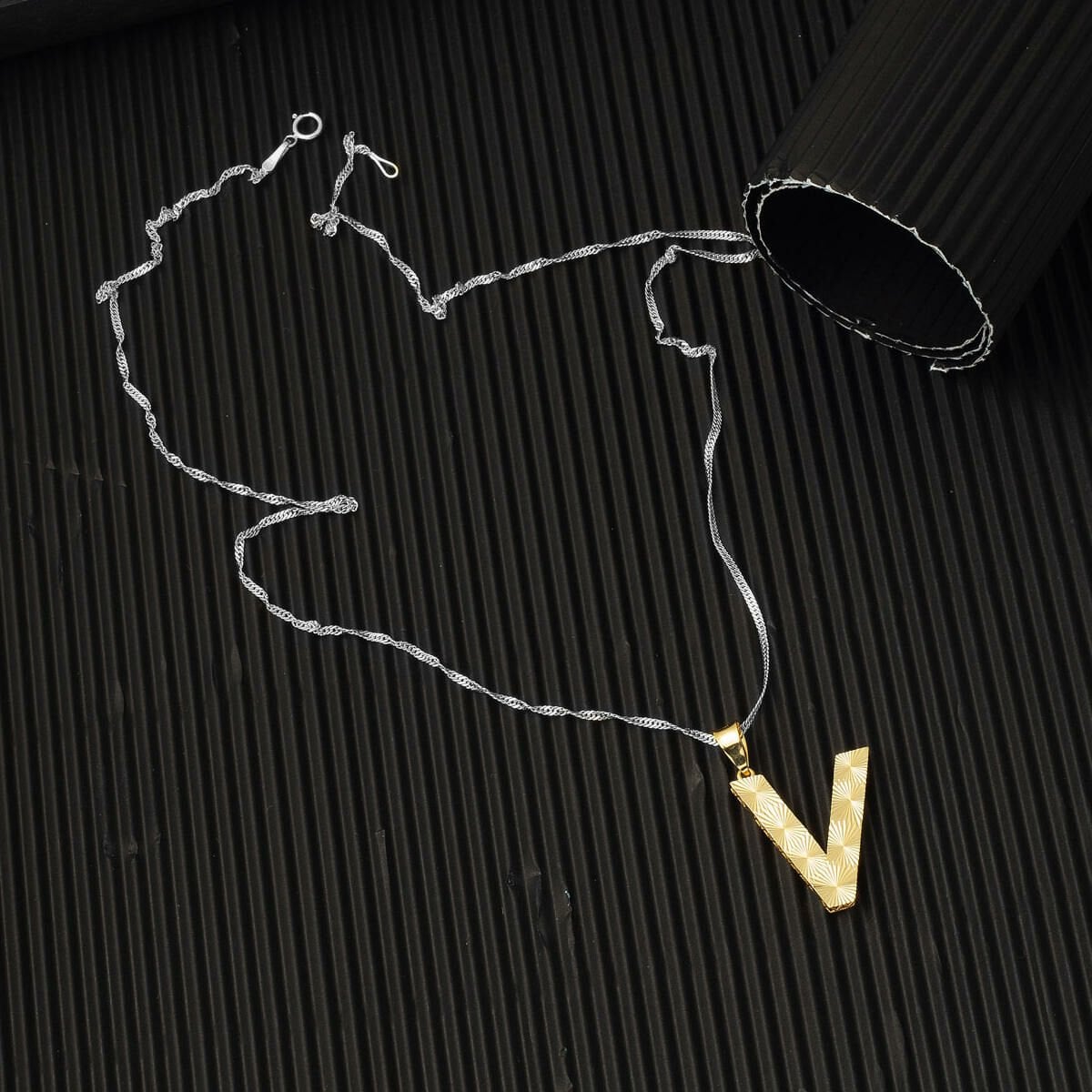 14K Yellow Gold Engraved V Initial Pendant