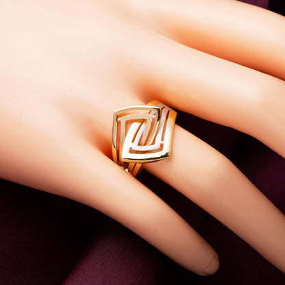 14K Yellow Gold Pyramid Ring