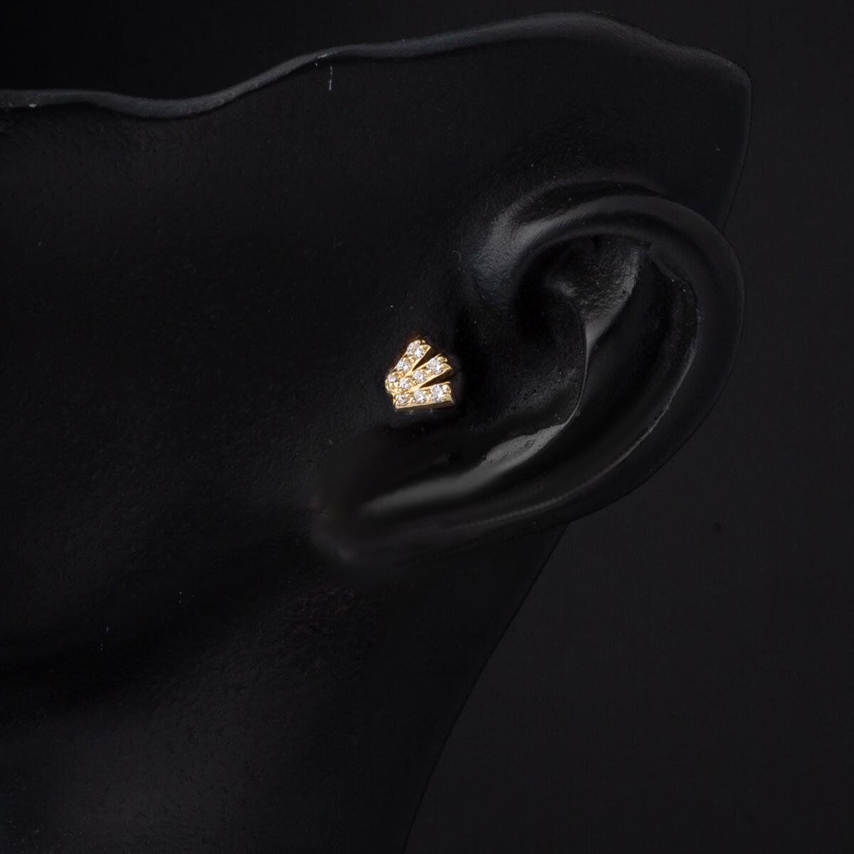 14K Yellow Gold Tragus Piercing Earrings (0.58 g)