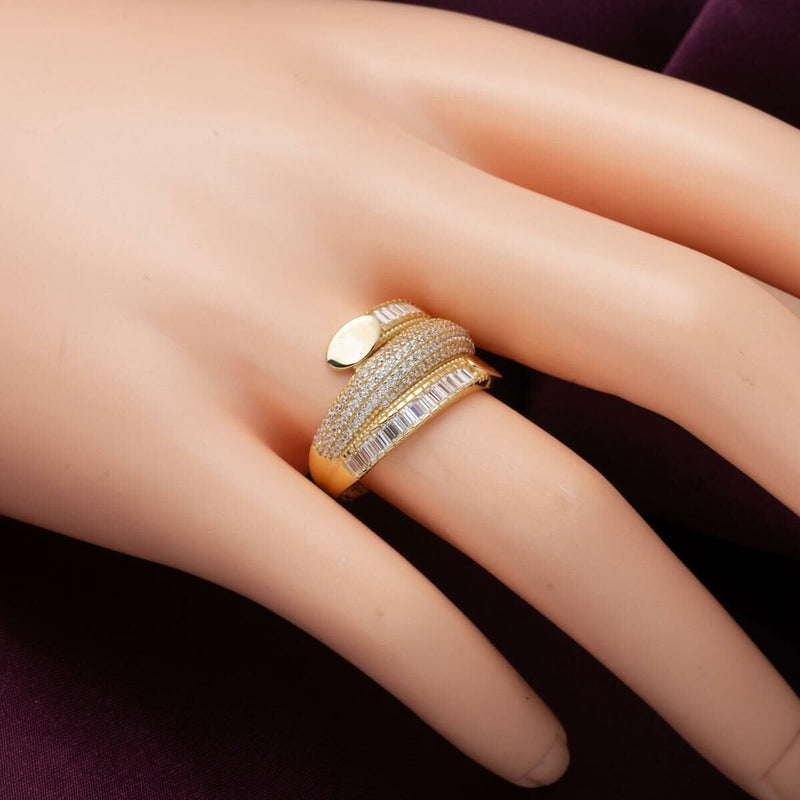 14K Yellow Gold Baguette Cubic Zirconia Women's Ring (3.03 g)