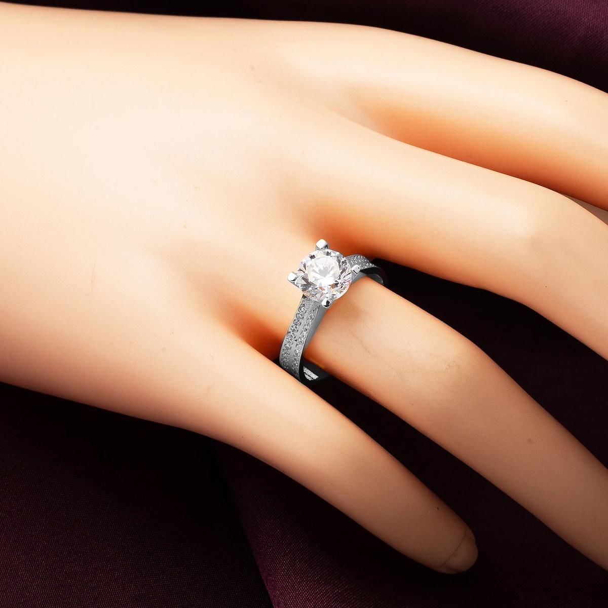 14K White Gold Solitaire Cubic Zirconia Ring (3.69 g)