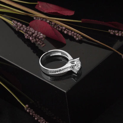 14K White Gold Solitaire Cubic Zirconia Ring (3.69 g)
