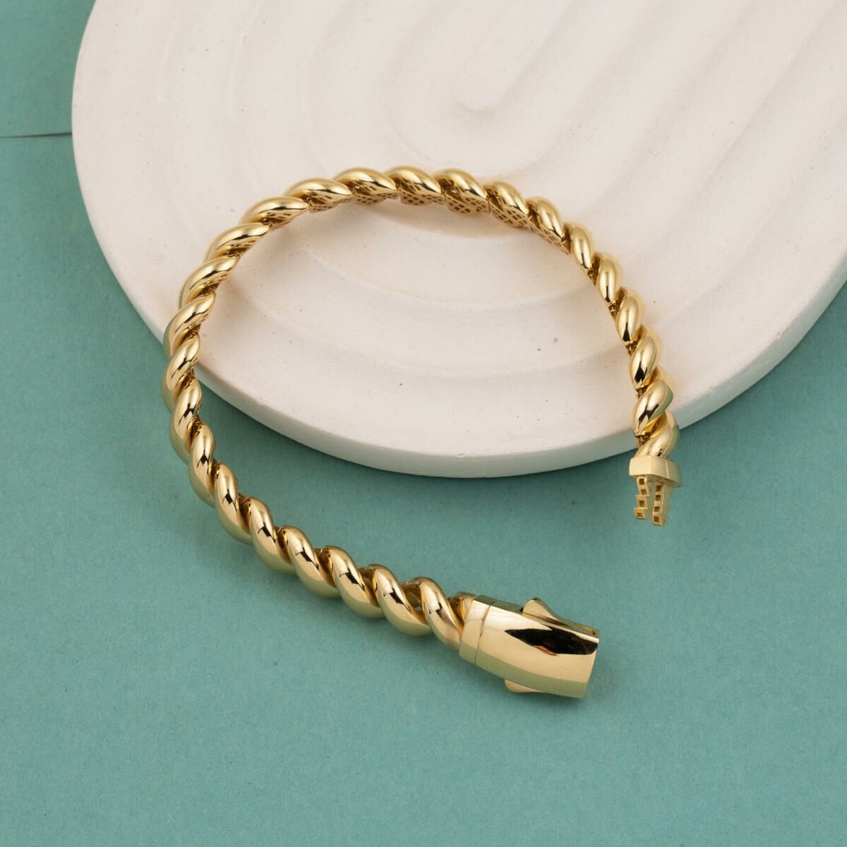 14K Yellow Gold Twisted Italian Hinged Cuff Bracelet
