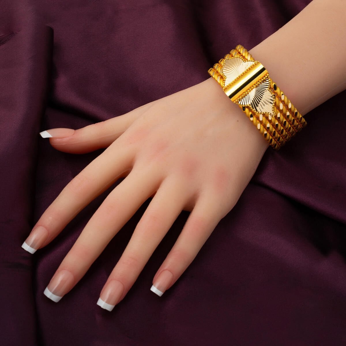 14K Yellow Gold Twisted Hinged Cuff Bangle (31.3 g)