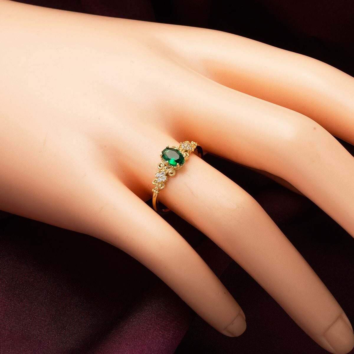 14K Yellow Gold Flower Motif Green Cubic Zirconia Ring