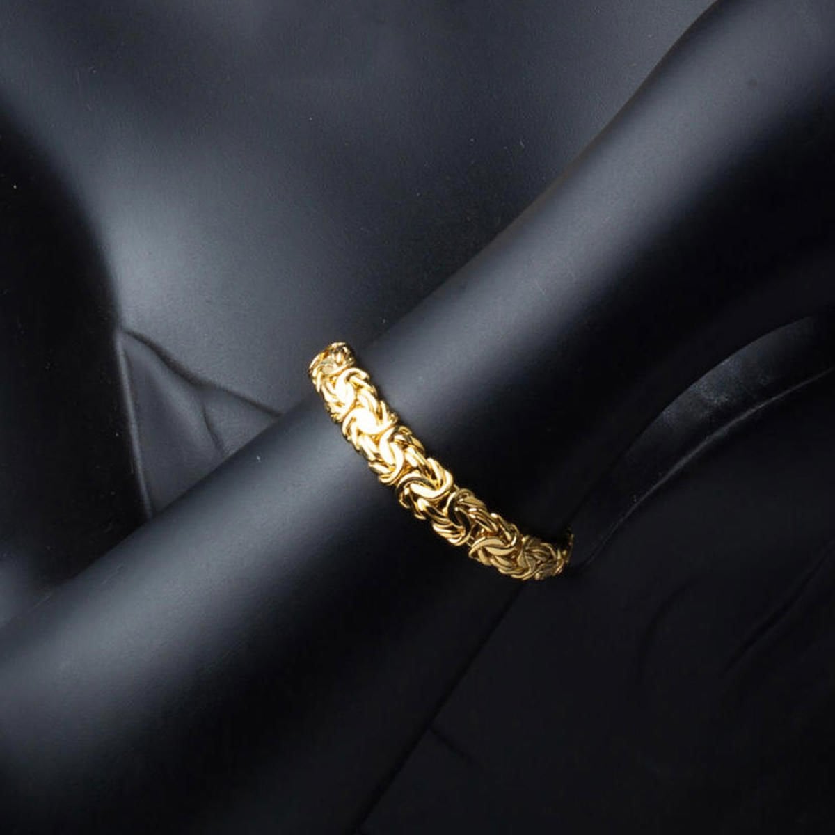 14K Yellow Gold Flat Italian King Byzantine Bracelet