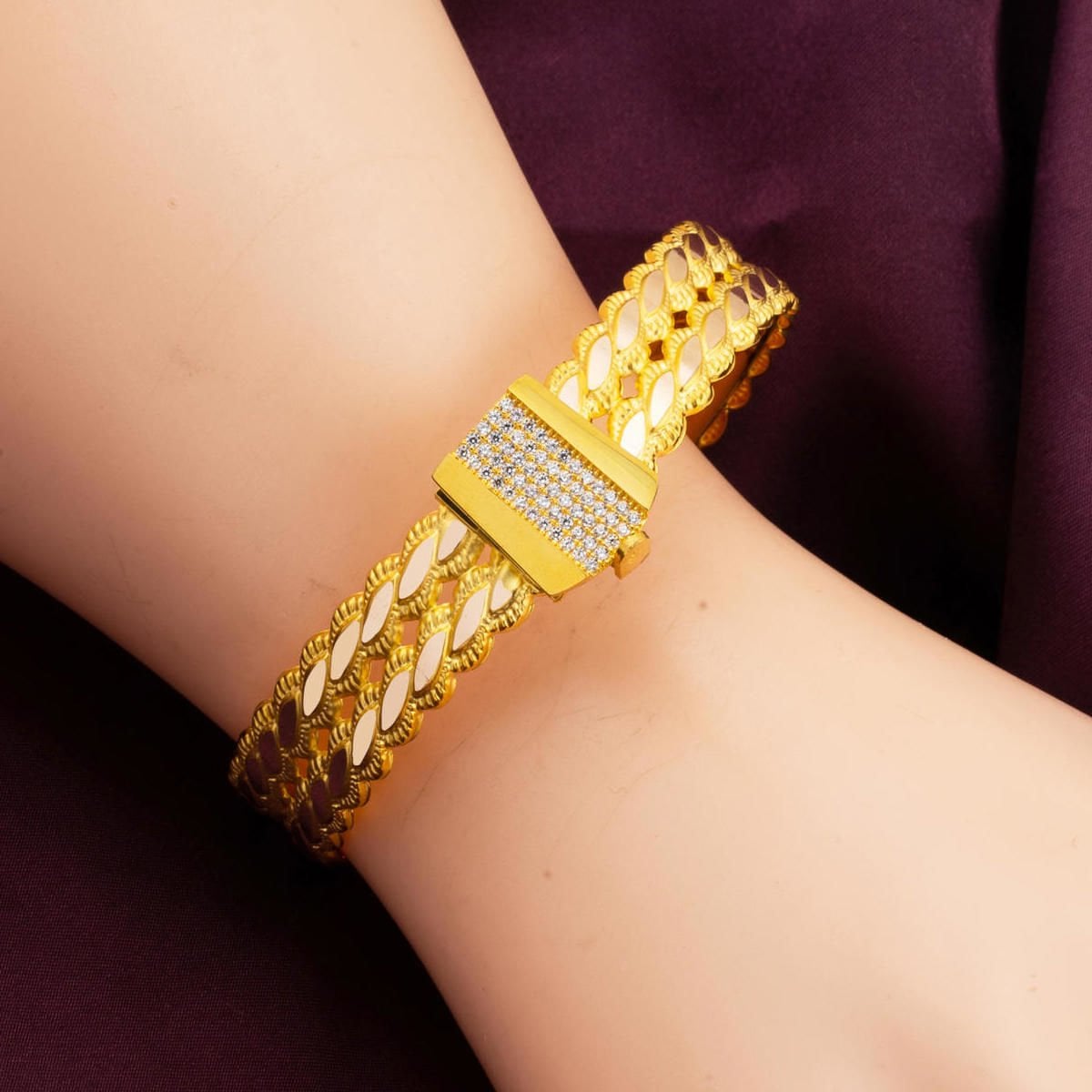 14K Yellow Gold Two Row Twisted Cubic Zirconia Hinged Cuff Bangle