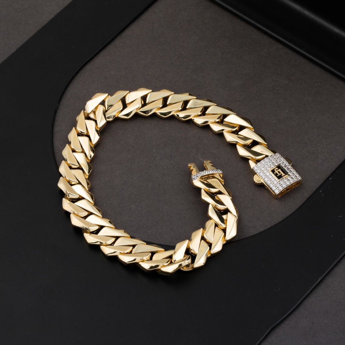 14K Yellow Gold Italian Curb Cubic Zirconia Bracelet