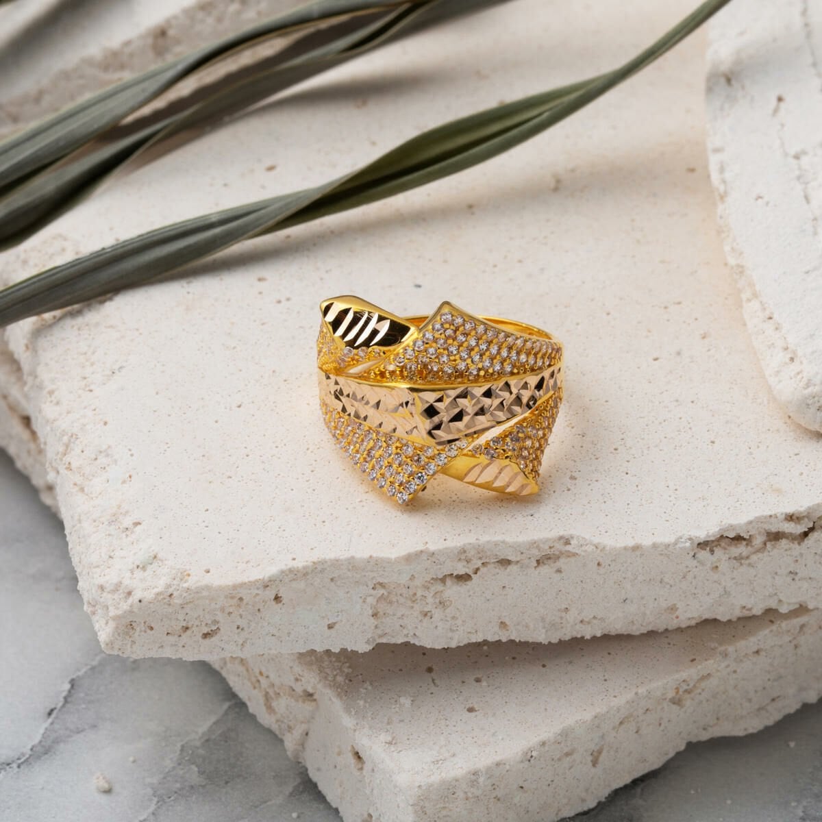 14K Yellow Gold Women's Hand Engraved Cubic Zirconia Ring