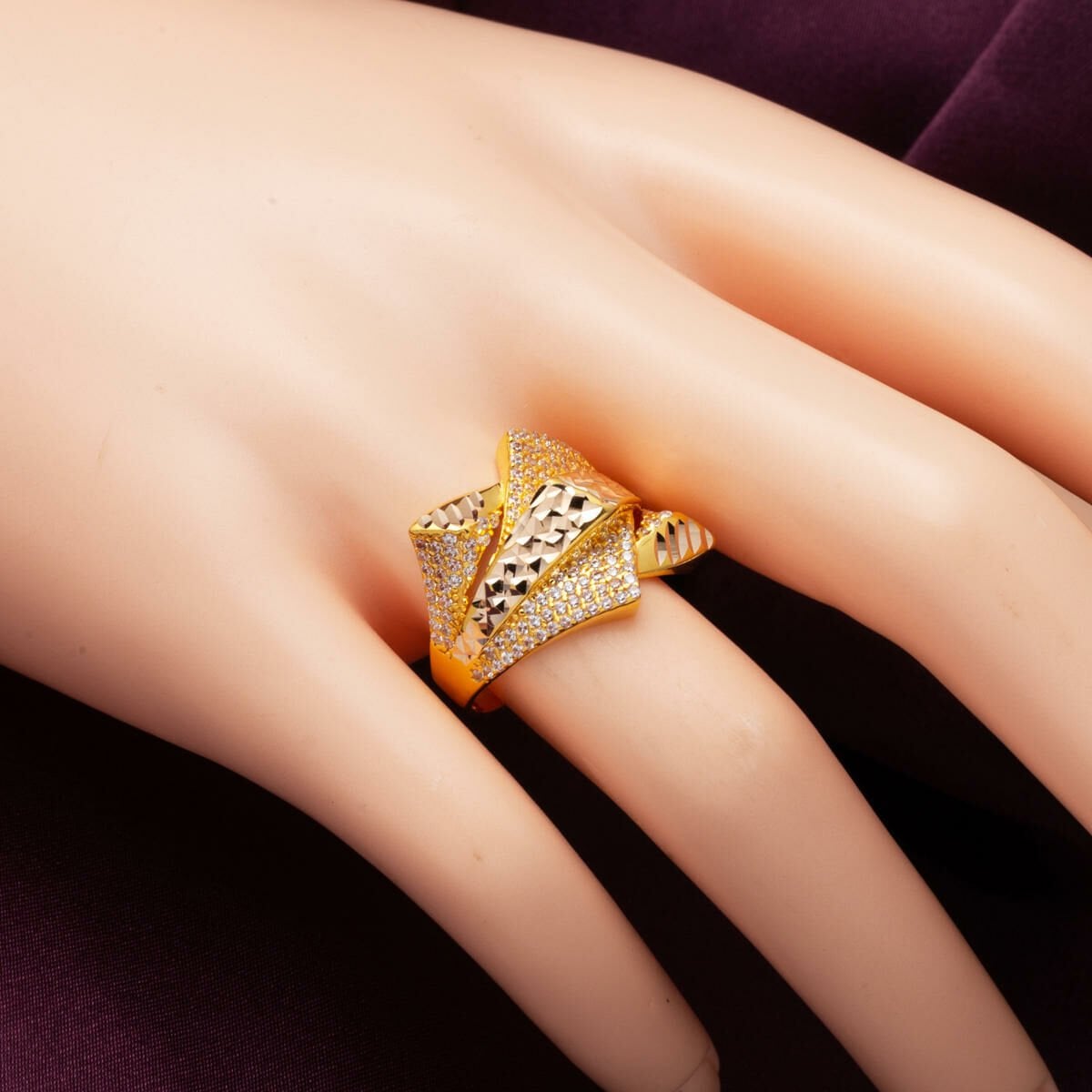 14K Yellow Gold Women's Hand Engraved Cubic Zirconia Ring