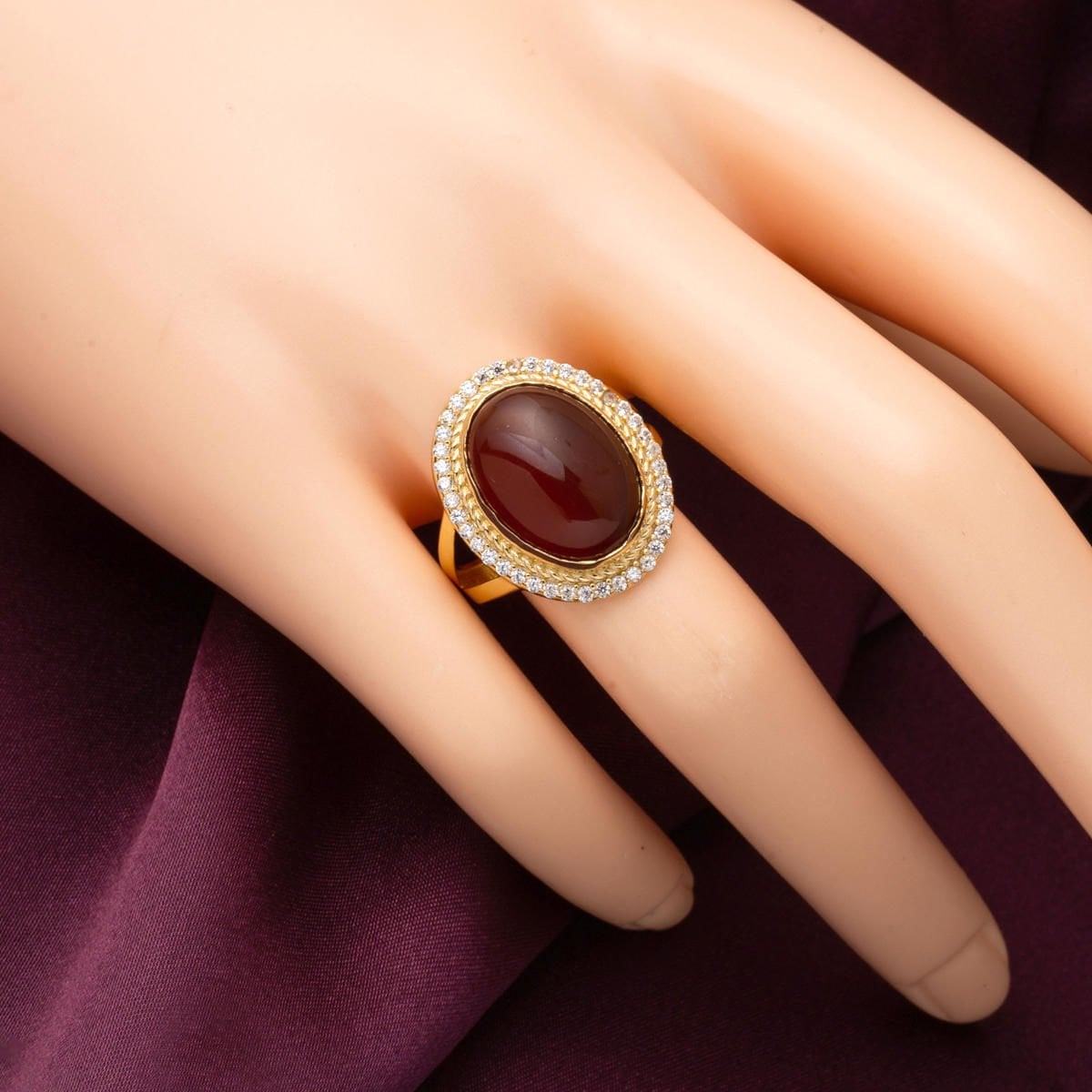 14K Yellow Gold Red Agate Ring