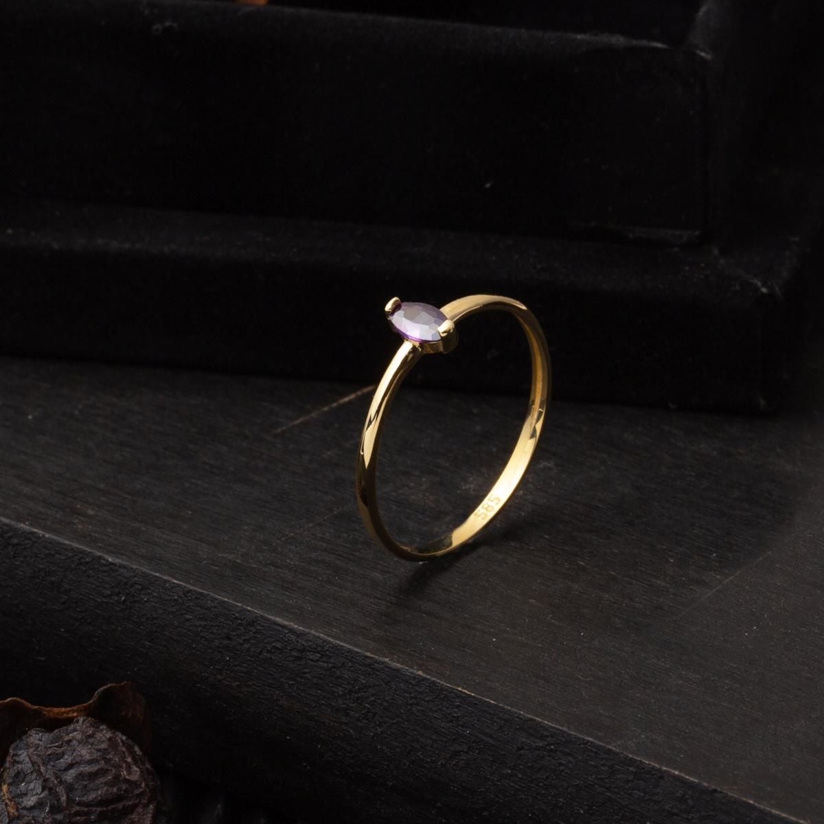 14K Yellow Gold Oval Purple Cubic Zirconia Ring