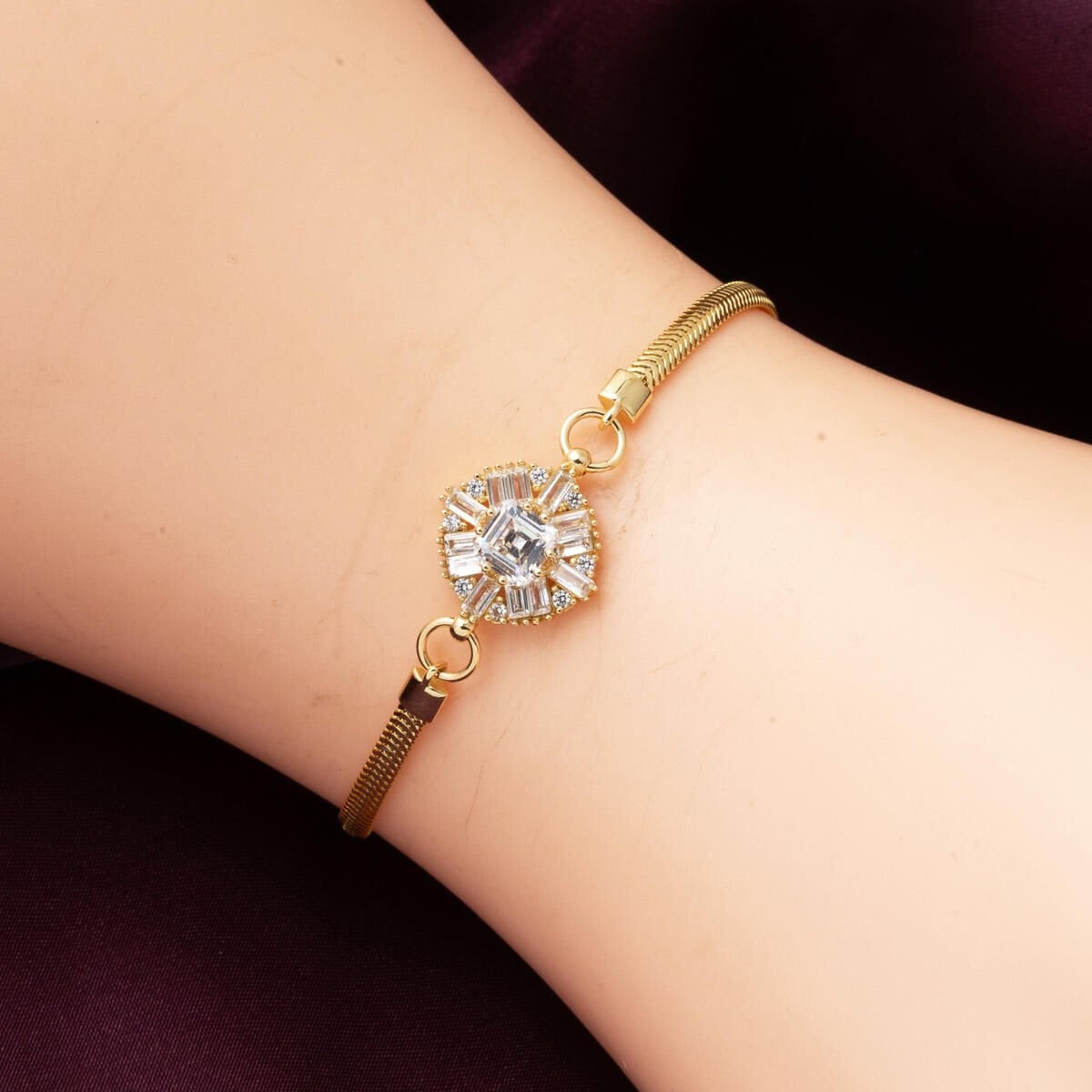 14K Yellow Gold Princess Baguette Cubic Zirconia Bracelet