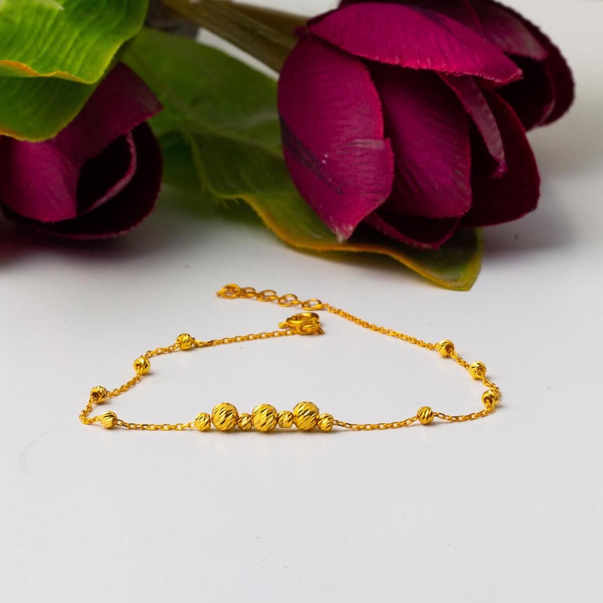 14K Yellow Gold Chain Bracelet (1.5 g)