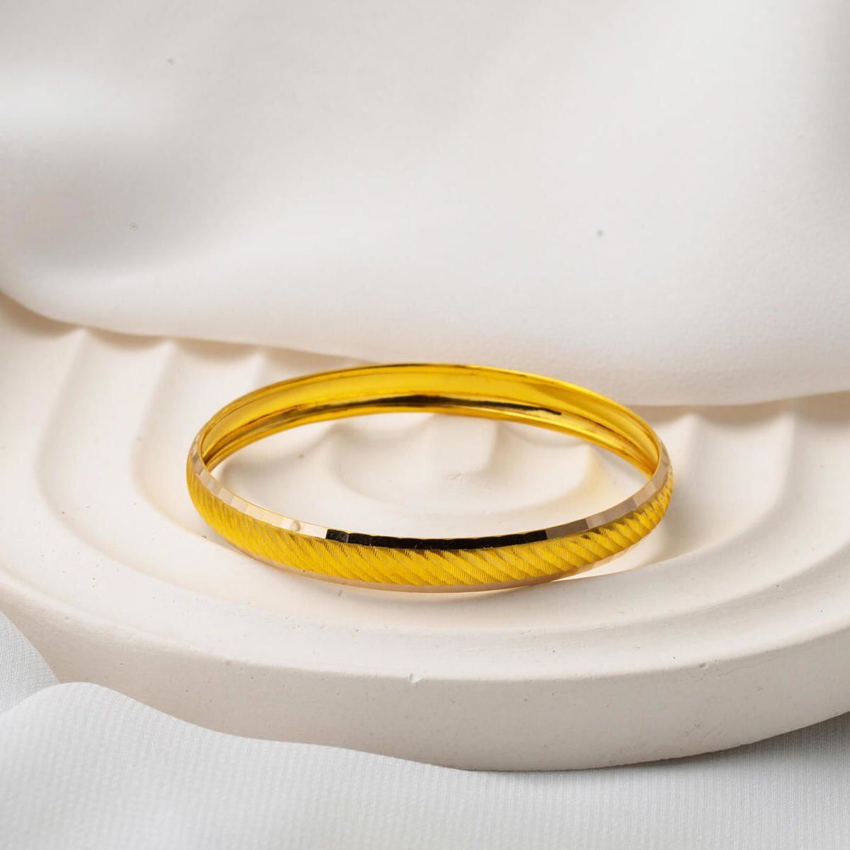 14K Yellow Gold Setina Baby Children's Bangle
