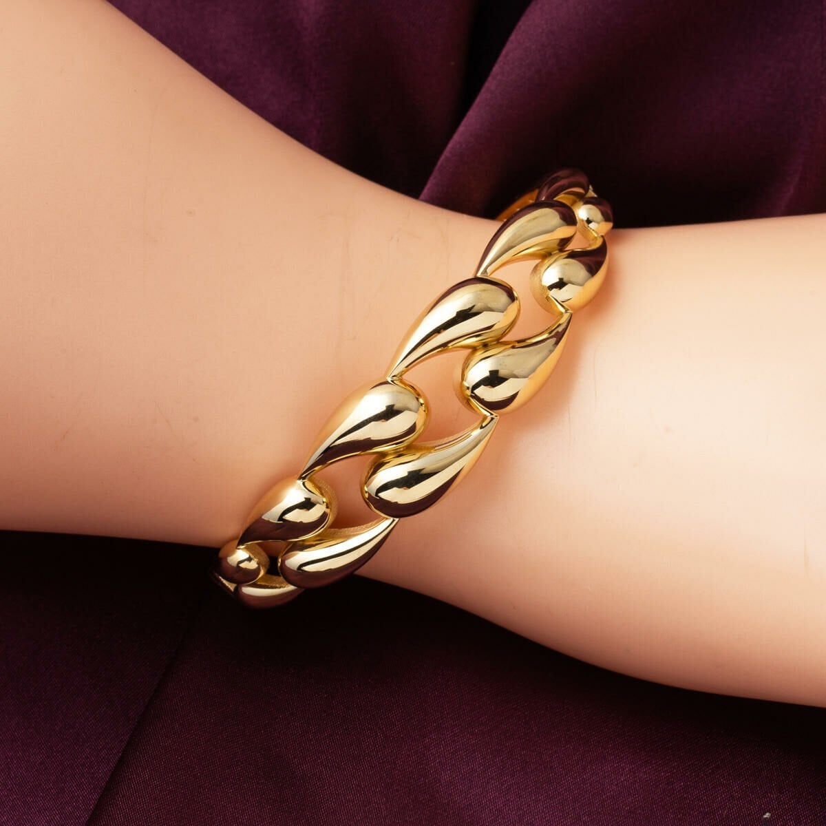 14K Yellow Gold Water Teardrop Hinged Cuff Bangle
