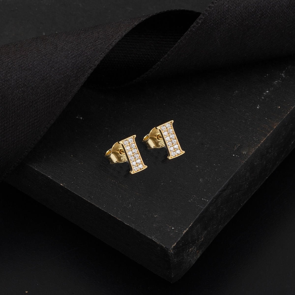 14K Yellow Gold Initial I Cubic Zirconia Clip-On Earrings