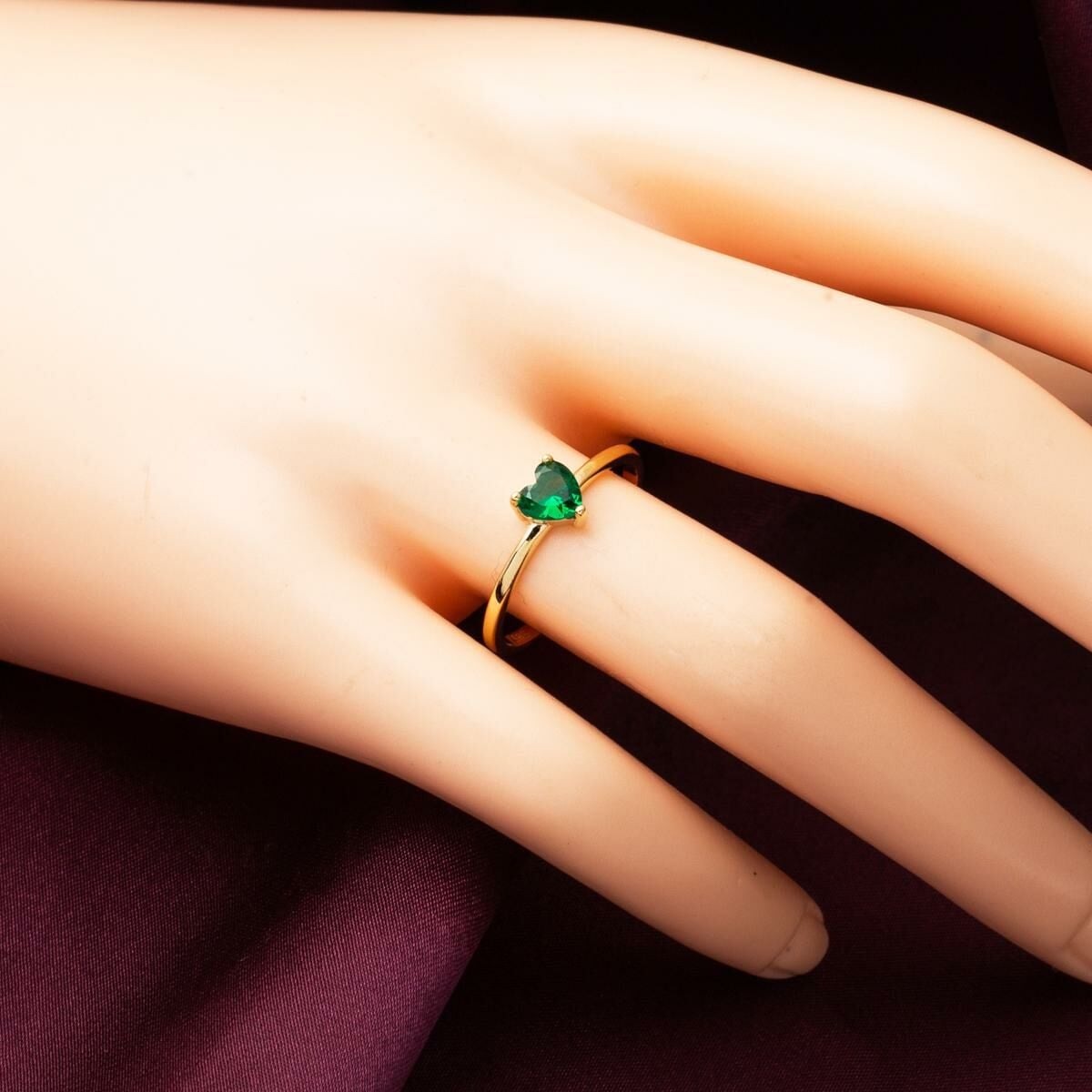14K Yellow Gold Green Heart Cubic Zirconia Ring (1.48 g)