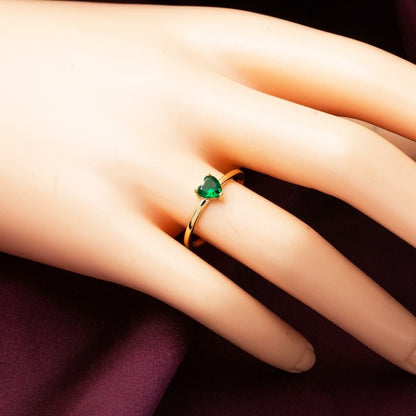 14K Yellow Gold Green Heart Cubic Zirconia Ring (1.48 g)