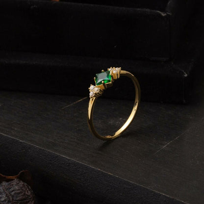 14K Yellow Gold Green Square Cubic Zirconia Ring