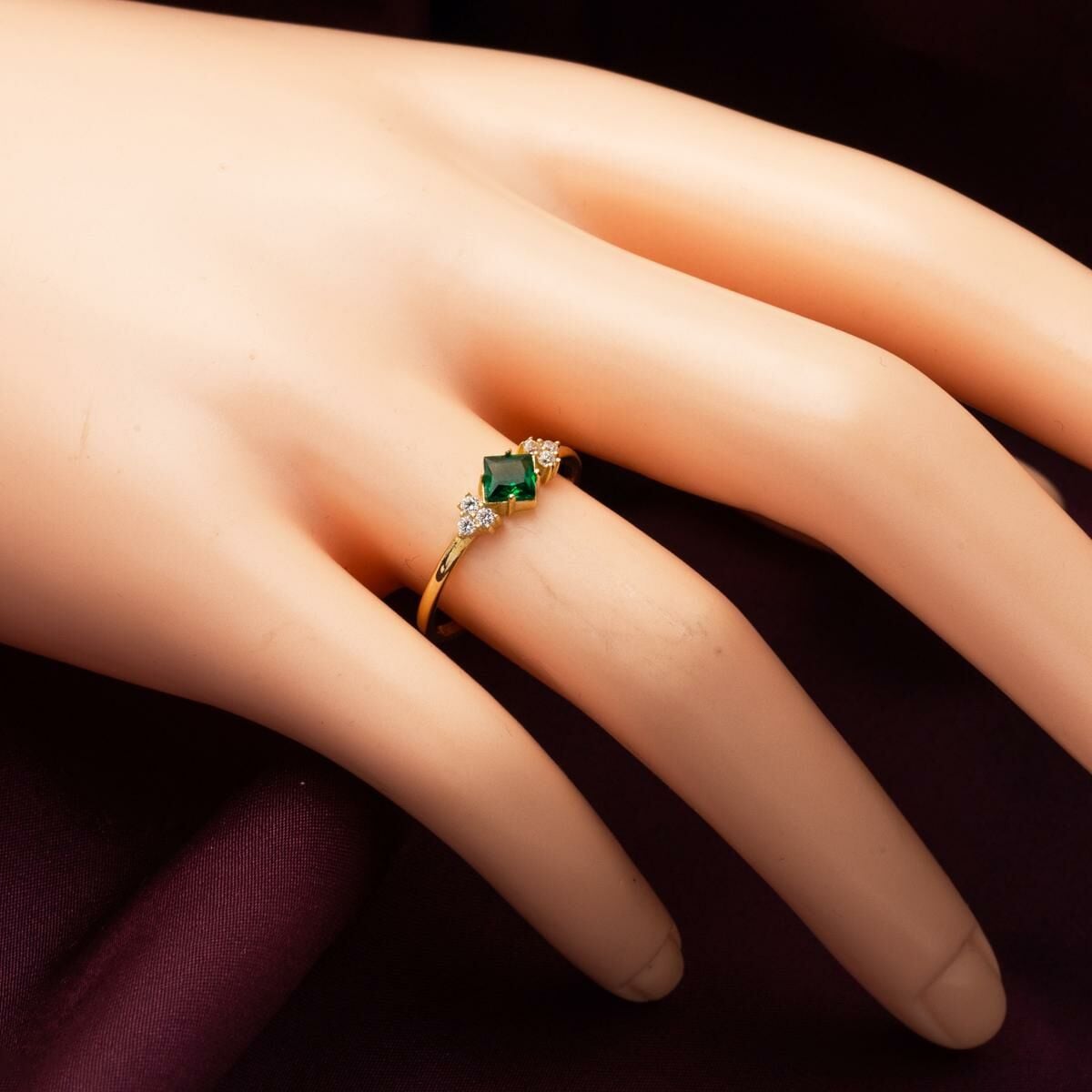 14K Yellow Gold Green Square Cubic Zirconia Ring
