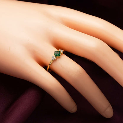14K Yellow Gold Green Square Cubic Zirconia Ring