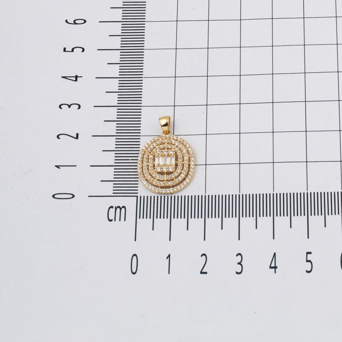 14K Yellow Gold Round Design Baguette Cubic Zirconia Necklace