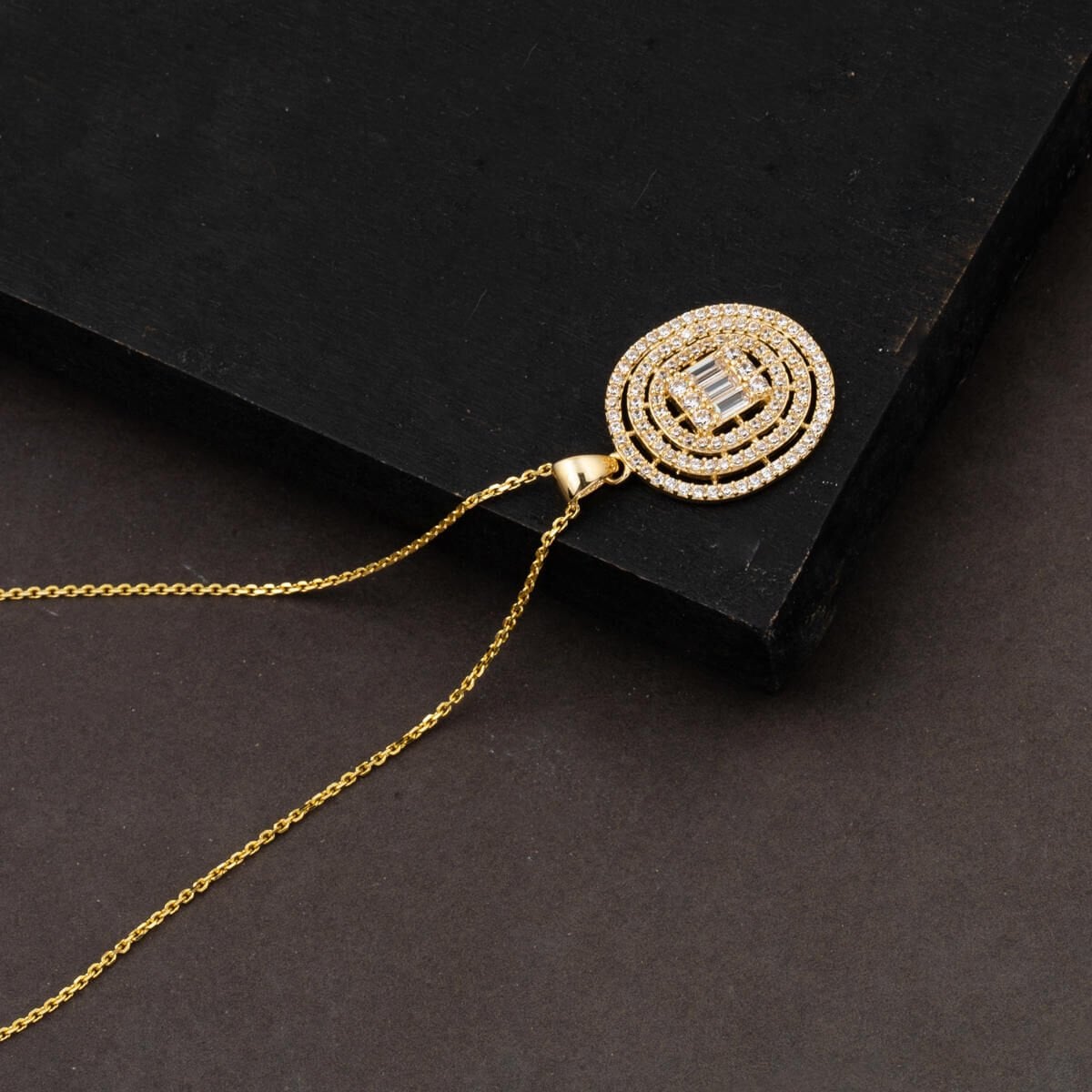 14K Yellow Gold Round Design Baguette Cubic Zirconia Necklace