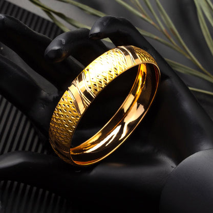 22K Yellow Gold 1.5 CM Wide Bangle (14 g)