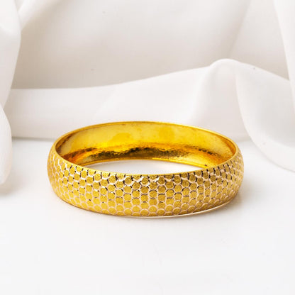 14K Yellow Gold 1.5 cm Wide Bangle