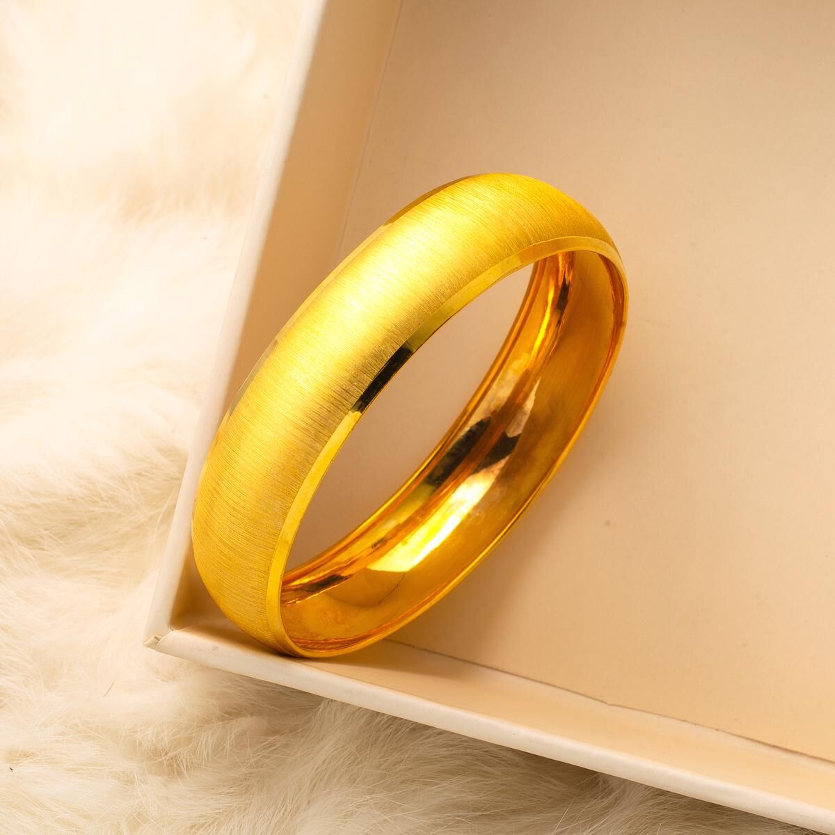 14K Yellow Gold Sandblasted 1.5 cm Bangle